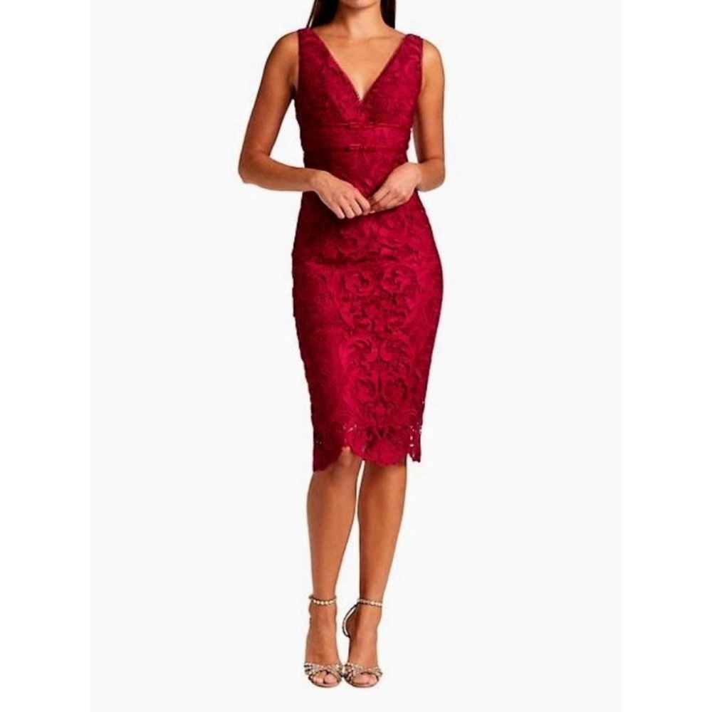 Beautiful red lace cocktail dress, size 6, new with tags, ML MONIQUE L HUILLIER